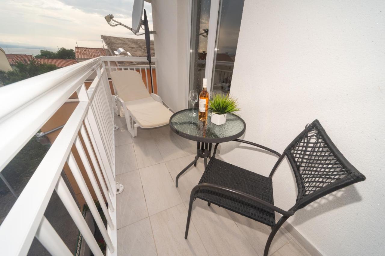 Apartment Antonio Baška Voda Exteriör bild